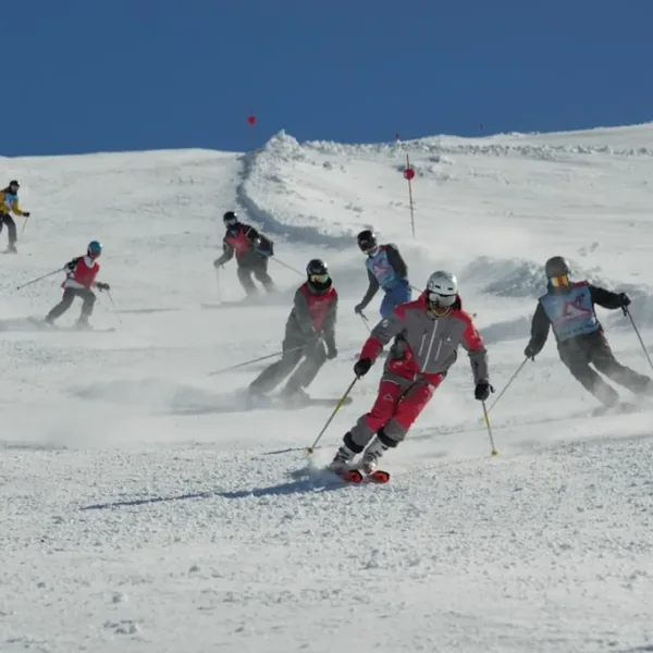 Enjoy and progress skiing with our Club Days